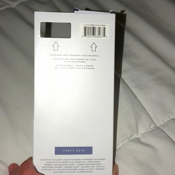 Fenty skin moisturizer case - Picture 3 of 4